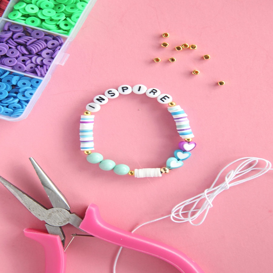 How to tie a bead bracelet