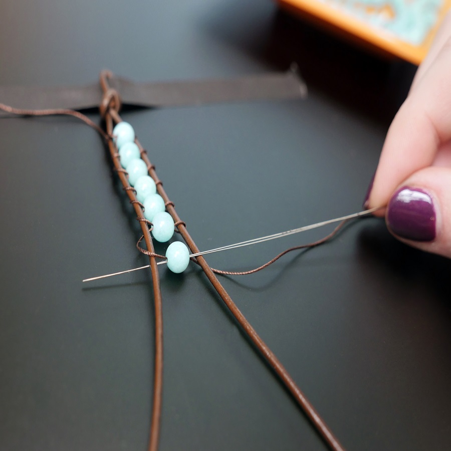 how to make a beaded bracelet