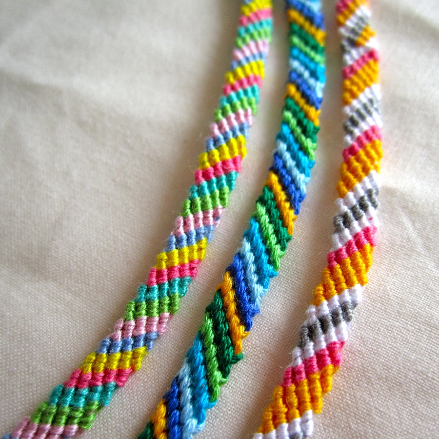 how to make a string bracelet