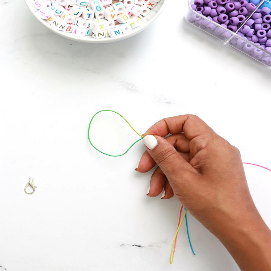 how to make a beaded bracelet