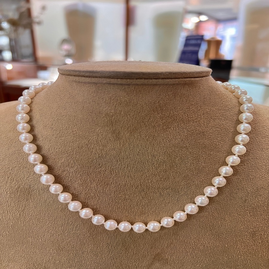 Pearl Necklace