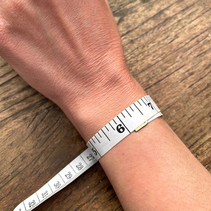 How to Measure Your Wrist for A Bracelet